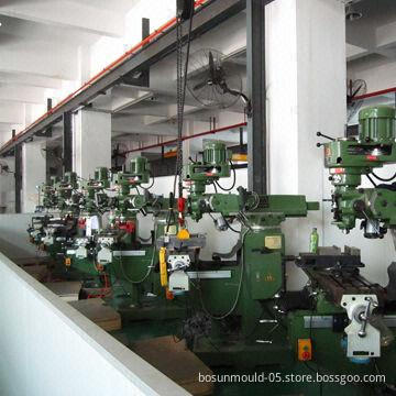 Plastic Injection Mold with 300,000 to 500,000 Shots of Mold Lifespan, OEM Orders are Welcome
